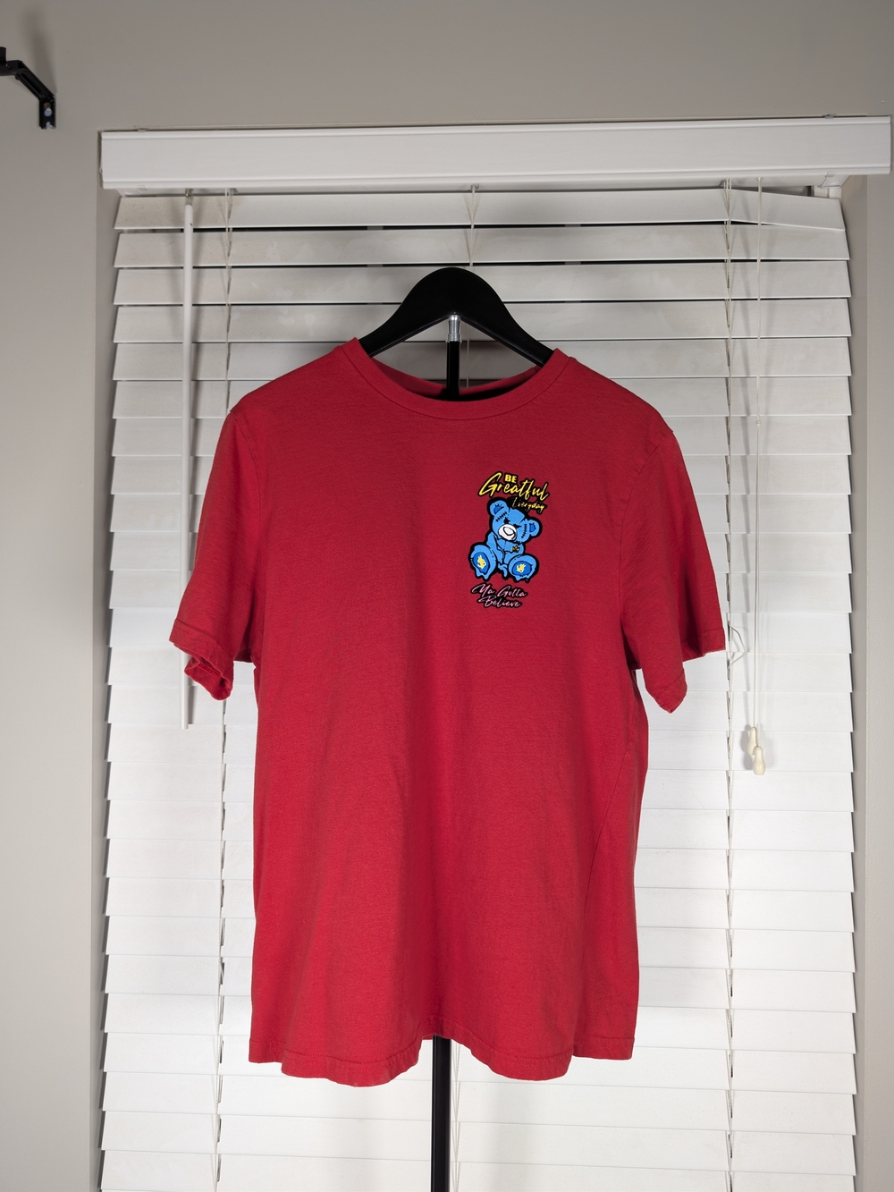 Men's Red Graphic Short Sleeve Crewneck Tee with Blue Bear Motif